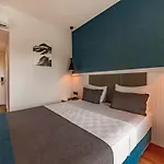 Tema 242 Hotel