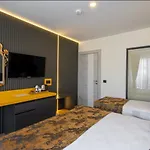 Tema 242 Hotel 3*