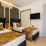 Tema 242 3*