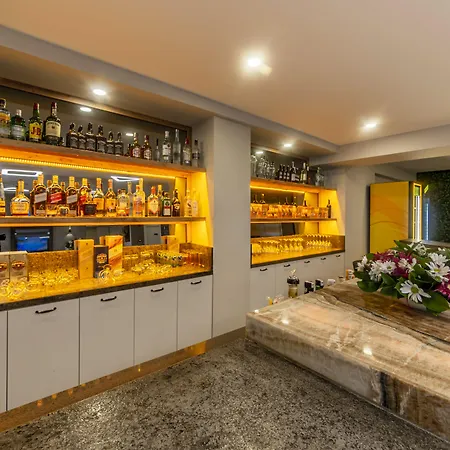 Hotel Tema 242 Antalya