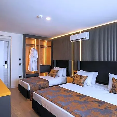 Hotel Tema 242