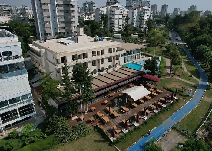Hotell Tema 242 Antalya