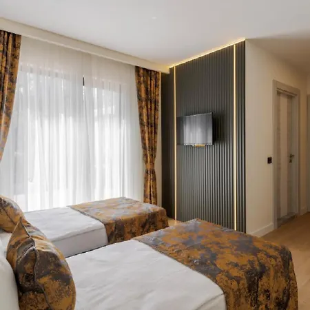 Tema 242 Hotel